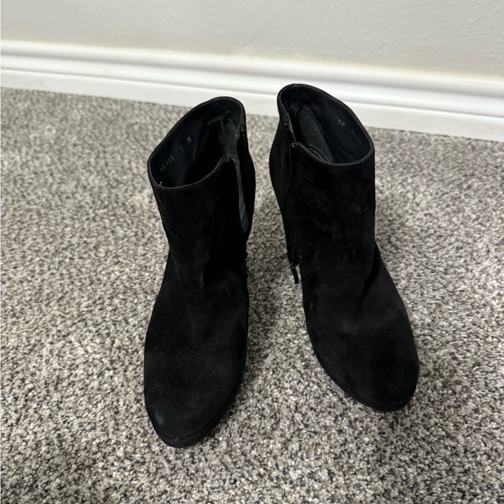 Stuart Weitzman Black Ankle Booties Suede Classic and Comfortable